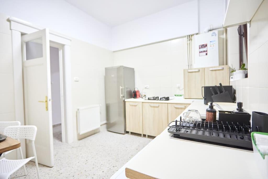 בוקרשט Caragiale Apartment מראה חיצוני תמונה