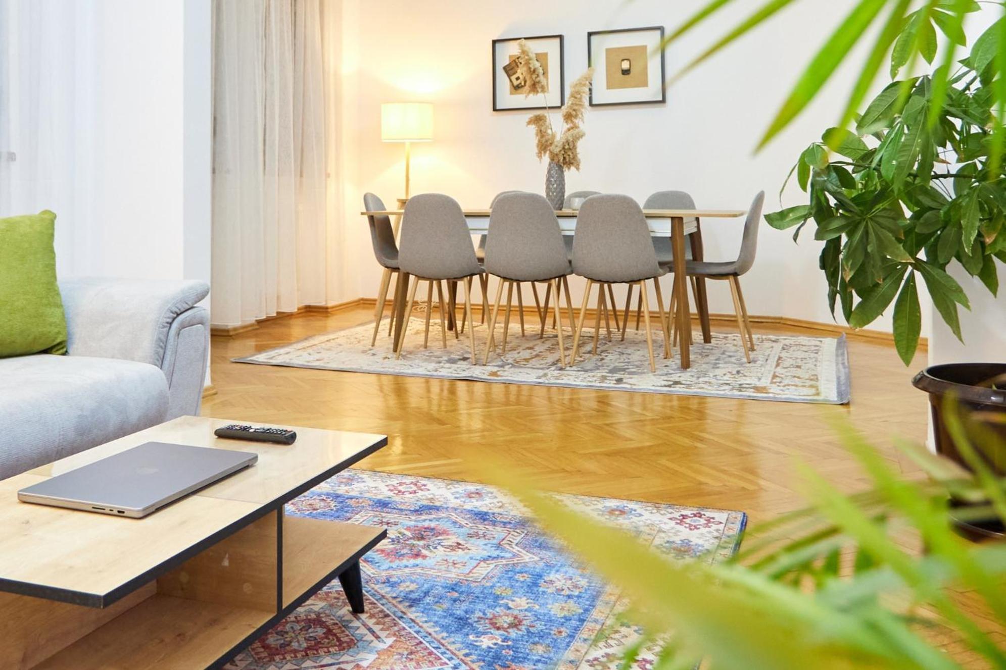 בוקרשט Caragiale Apartment מראה חיצוני תמונה